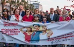 Soyer: "Sizler Türkiye'nin umut çiçeklerisiniz"