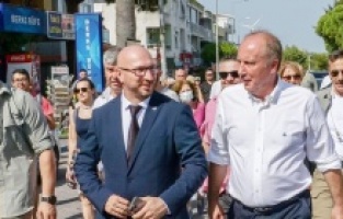 Muharrem İnce, Dikili’de açılış yaptı