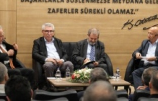 Dünya ve Türkiye ekonomisindeki gelişmeler Bergama'da konuşuldu!