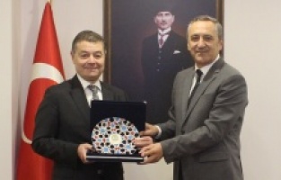 BERTO'da devir teslim yapıldı