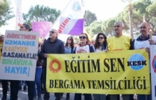 Bergama'da öğretmenler iş bıraktı, basın açıklaması okudu!