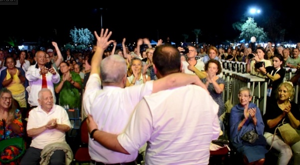 Komünist Osman’ı Gömeç’te 6 bin kişi izledi