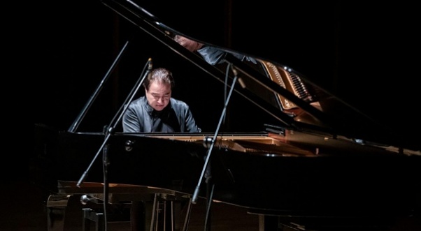 Fazıl Say’dan “50. yılda” muhteşem İzmir prömiyeri