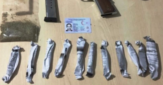 Bergama'da durdurulan araçtan uyuşturucu çıktı