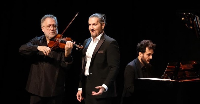 Atatürk'e Çalan Keman, Bergama'da hayat buldu