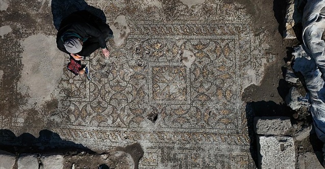 Antik Çağ Bergama’sının en zengin kişisinin evi gün yüzüne çıkıyor: "Mozaikli Ev"