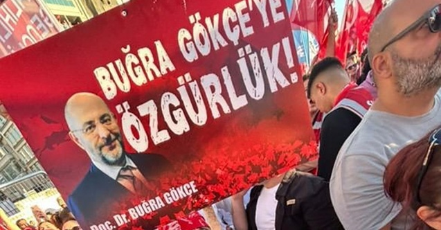 İzmirliler Buğra Gökçe’yi unutmadı!