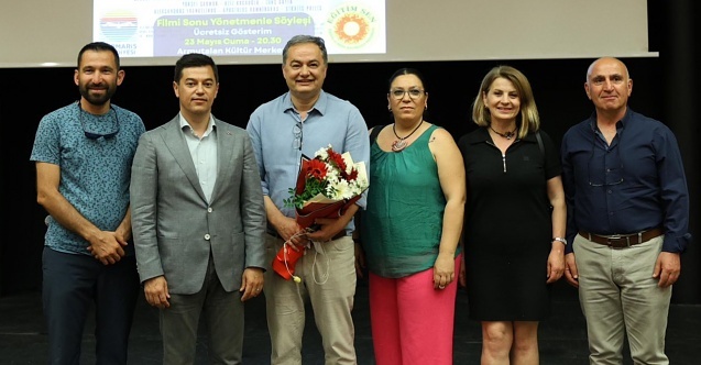 Marmaris’te “Komünist Osman” Belgeseli ayakta alkışlandı