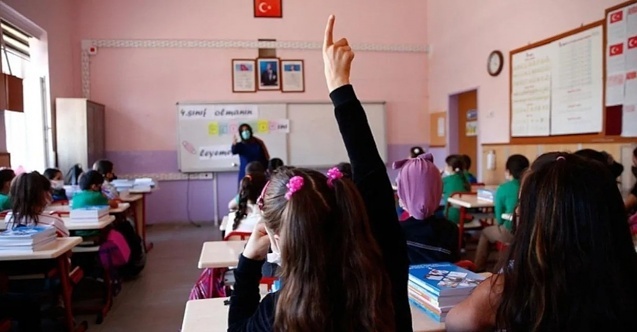 Dikili Deliktaş köyünde tepki: "Çocuklar okulsuz kalmasın"