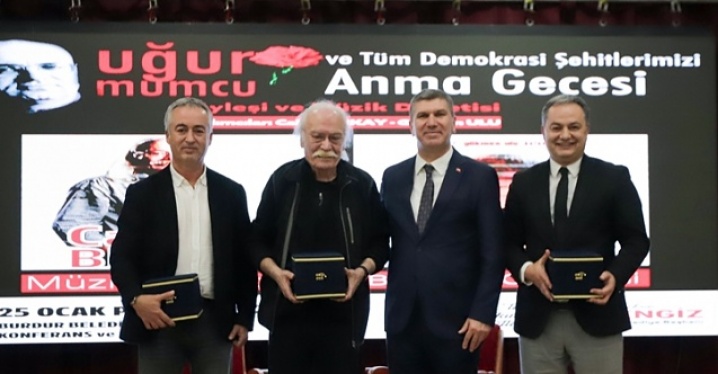 Burdur'da Demokrasi Şehitleri 'Komünist Osman' belgeseliyle anıldı