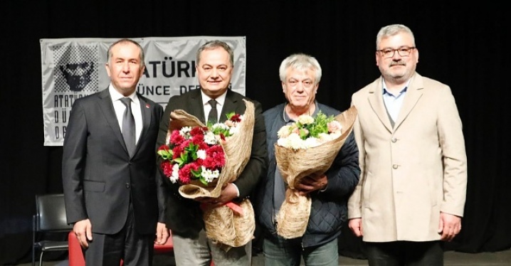 Uğur Mumcu Bergama'da anıldı
